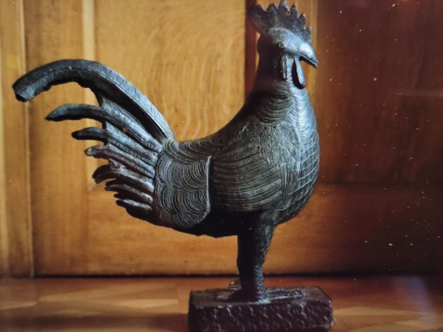 Cockerel ‘Okukur’ bronze stolen in 1897 by British colonial forces  returned to Nigeria